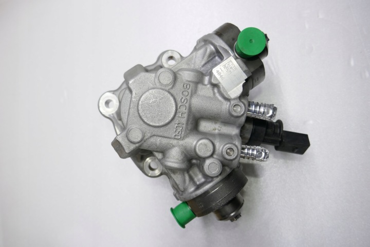 VÉRIFIÉE POMPE INJECTION 3.0 TDI V6 AUDI VW 059130755AK
