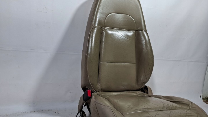 FORD EXPLORER 2000 AVANT CÔTÉ GAUCHE SIÈGE AVANT CONDUCTEUR