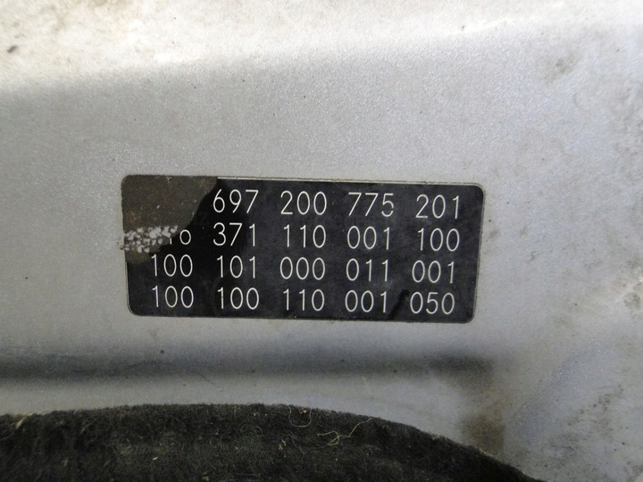 MERCEDES CL 216 W216 AVANT RESTYLAGE AVANT RESTYLAGE CAPOT COUVERCLE MOTEUR BONNES CONDITIONS 775