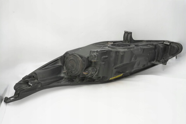 PHARE AVANT GAUCHE FORD FIESTA MK7 8A61-13W029-AH