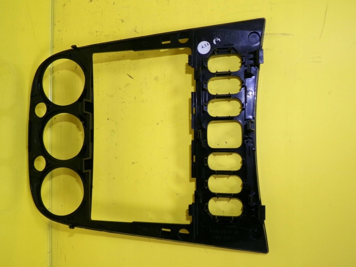 CHÂSSIS RADIO PANELA CONSOLES MERCEDES-BENZ A W168 1686802136 NR218