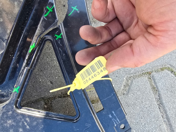 GLISSIÈRE FIXATION SUPPORT PARE-CHOCS GAUCHE ARRIÈRE (2) BMW X3 G01 7400667