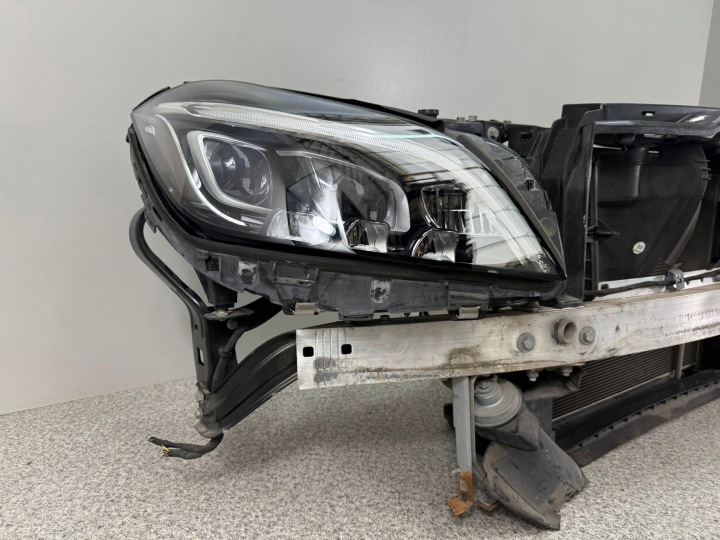 MERCEDES CLS W218 LIFT PHARES AVANT COMPLET DROITE GAUCHE MULTIBEAM LED