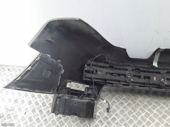 2004 VOLVO XC90 ARRIÈRE PARE-CHOCS
