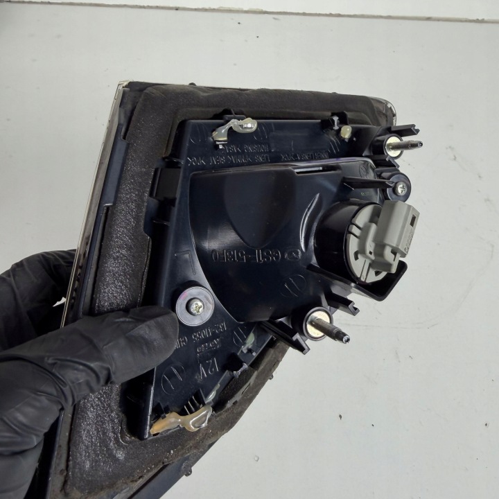 PHARE GAUCHE ARRIÈRE GAUCHE ARRIÈRE DANS COUVERCLE DE COFFRE MAZDA 6 GH II LIFT BERLINE OE 132-41055