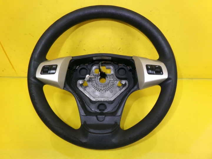 VOLANT AVEC COUSSIN MULTIFONCTION OPEL CORSA D 2007 SV70042000 NR69