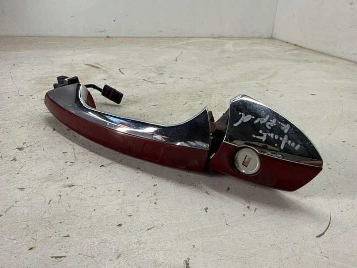 POIGNÉE GAUCHES LATÉRALES PORTES INFINITI Q30 A2047661925 2.0L GASOLINE 2018