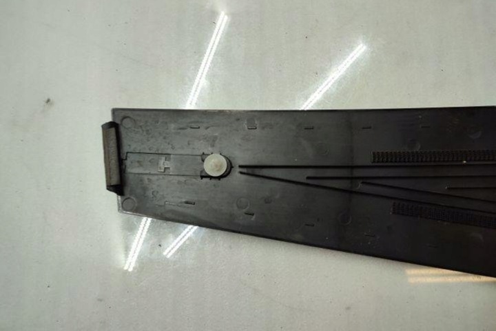 DROITE LATÉRALE PROTECTION MONTANTS BMW 5 GRAN TURISMO (F07) 7196352 3.0L DIESEL