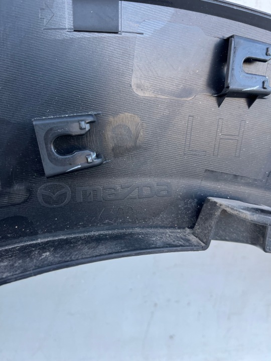 MAZDA CX30 CX-30 19- MOULURE REVÊTEMENT SUR AILE GAUCHE AVANT ORIGINAL