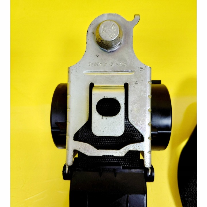 CEINTURE DE SÉCURITÉ GAUCHE AVANT OPEL MERIVA A 5D 8521 NR1559