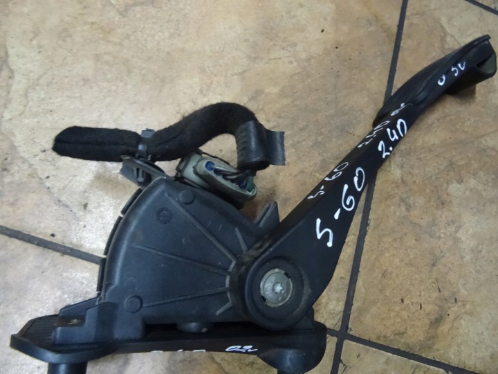 VOLVO S60 2.4D 02' PÉDALE POTENTIOMÈTRE GAZ 30636003