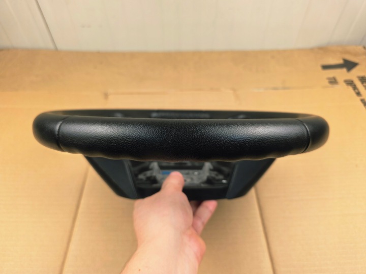 FORD FOCUS MK3 10-14 R KUGA MK2 12-16 C-MAX 2 AVANT RESTYLAGE VOLANT CUIR