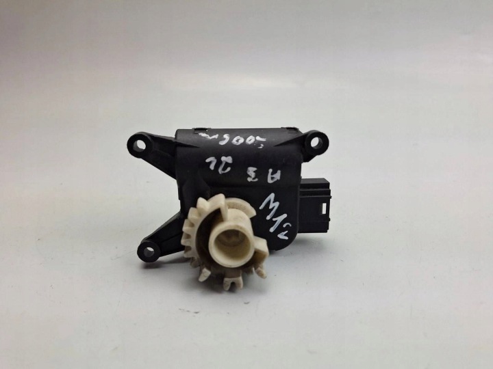 PETIT MOTEUR CAPOTS CONDUIT D'AIR VOLKSWAGEN GOLF V 1K0907511G