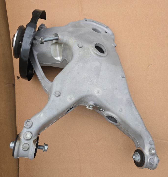 7T0407621A 7T0501413C 7T0501071C ROTULE DE DIRECTION BRAS DE SUSPENSION GAUCHE ARRIÈRE OEM VW T7