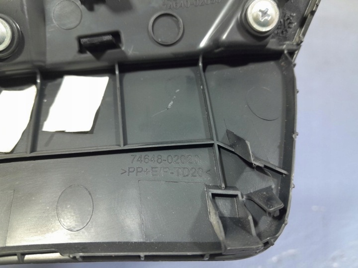 TOYOTA AURIS II LIFT PROTECTION MOULURE PORTES AVANT GAUCHE 74640-02020