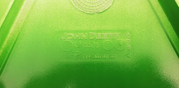 CAPOT JOHN DEERE 6130R L218525 F14-3400.001.001