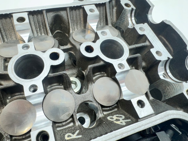 CULASSE COMPLÈTE HONDA CBR 600 RR PC40 07-11