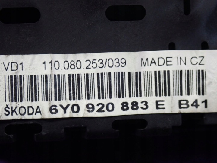 SKODA FABIA I 04-07 1.4 TDI 69KM COMPTEUR TABLEAU DE BORD 6Y0920883E 305199KM