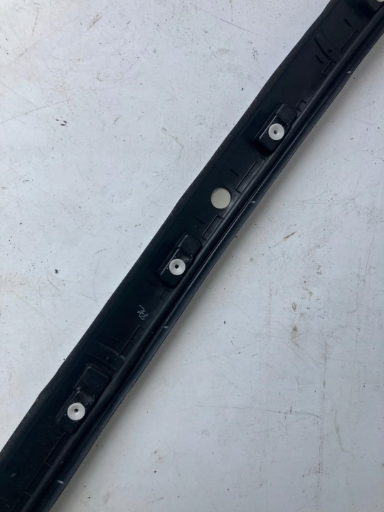 MOULURE PARE-BRISE CITROEN C4 GRAND PICASSO II DROITE KCAC KCA 9801489780