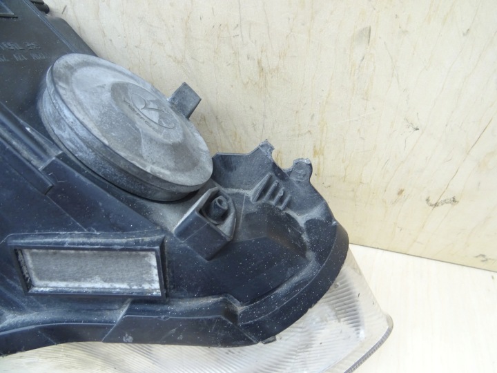 FORD FOCUS MK3 LIFT PHARE GAUCHE AVANT AVANT EUROPE F1EB-13W030-AC