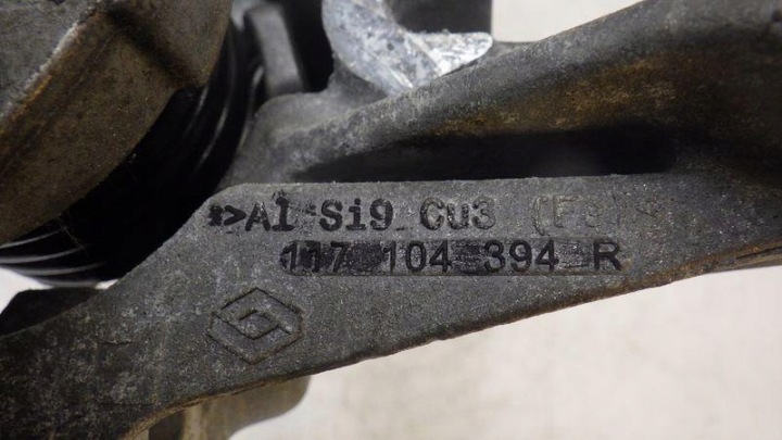POIGNÉE SUPPORT ALTERNATEUR RENAULT MEGANE III 1.2 TCE 117104394R