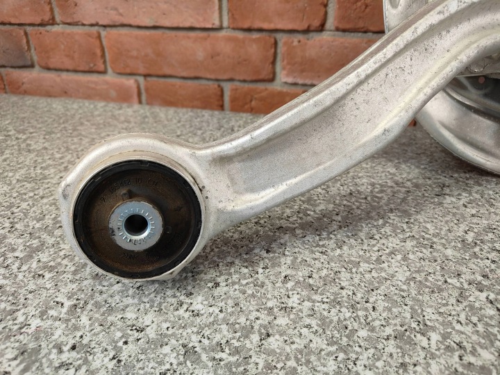 BMW G20 G21 TRANSMISSION AVANT ROTULE DE DIRECTION BRAS DE SUSPENSION MOYEU DROITE AVANT DROIT AVANT 6878610