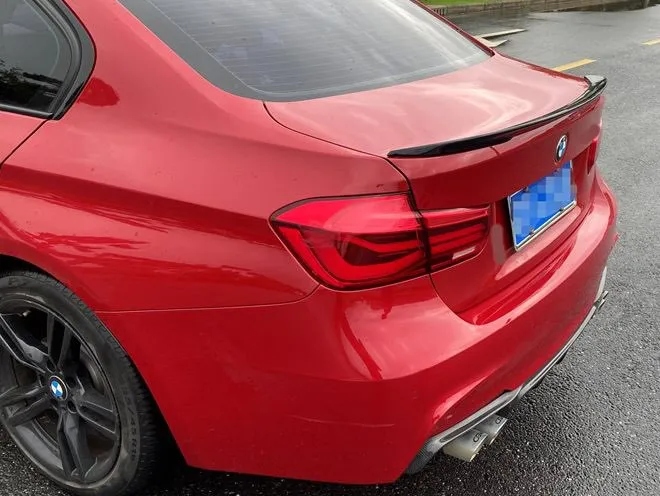 BRIDA SPOILER BMW F30 NEGRO LUSTRE MP 