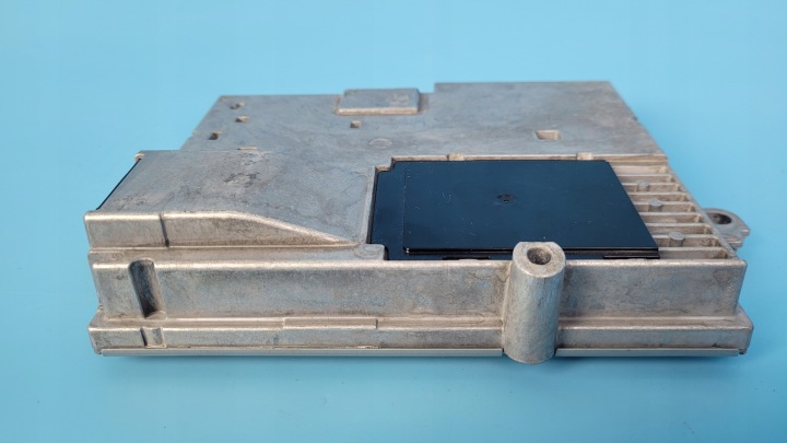 MERCEDES W206 C200 23R 2.0 CDI MODULE CONTRÔLEUR TABLEAU DE BORD A2069008420