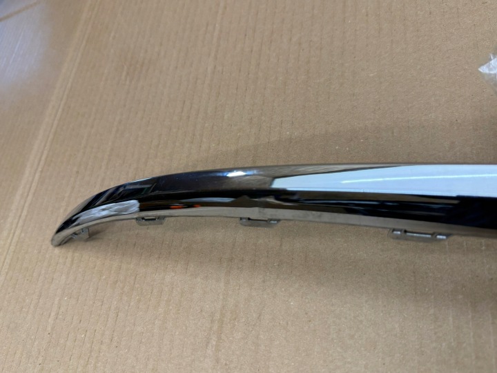 VW T ROC 2GA 17- MOULURE CHROME PARE-CHOCS AVANT GAUCHE AVANT 2GA853711