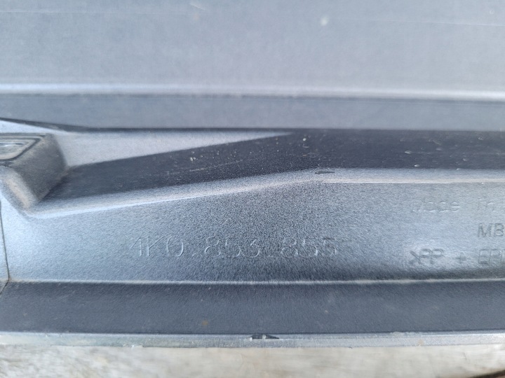 AUDI A6 C8 MOULURE SEUIL GAUCHE REVÊTEMENT SEUIL 4K0853855