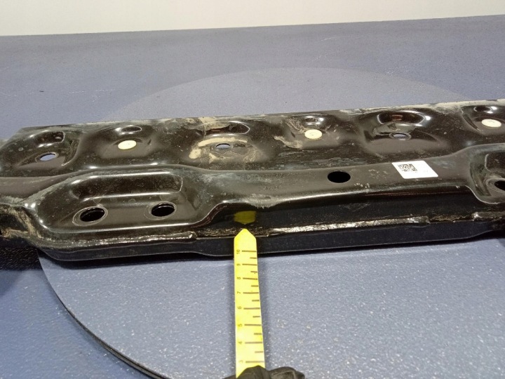 BMW IX1 X1 U11 RENFORCEMENT POUTRE SUSPENSIONS ARRIÈRE 8836955