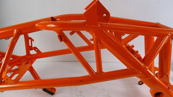 N214 KTM 690 DUKE R CHÂSSIS 76003001100EB NEUF