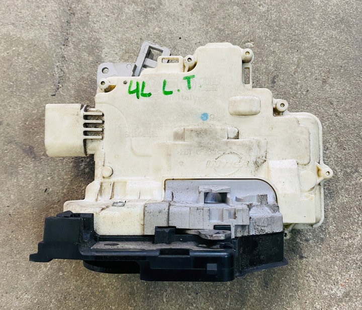 3C4893015E AUDI Q7 4L0 LOCK DOOR 3C4893015E LEFT REAR