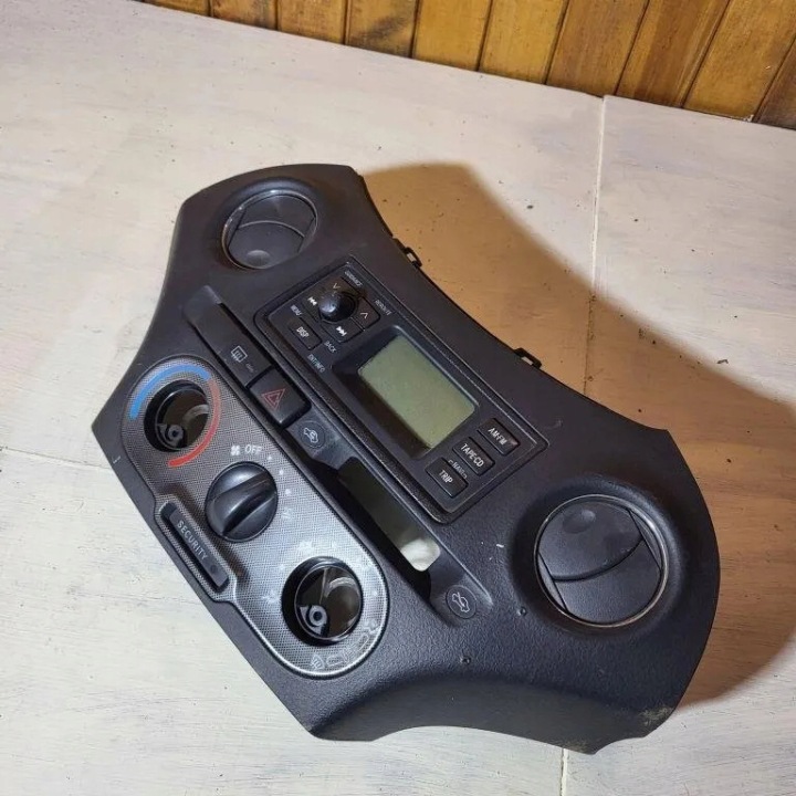 TOYOTA YARIS I LIFT RADIO 86220-52140 W58500