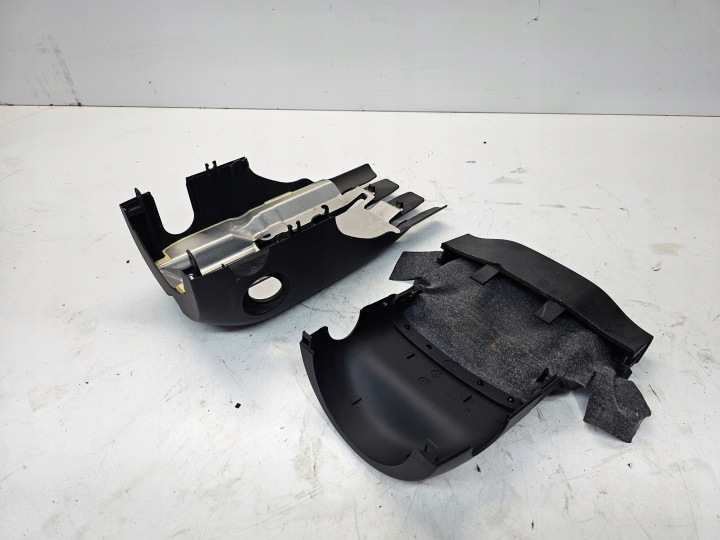 PROTECTION COLONNES CAOUTCHOUC SOUS RÉGULATEUR DE VITESSE AUDI A3 8P LIFT 8P0953516A