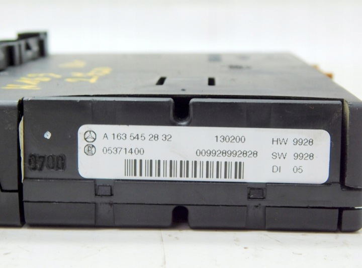 MERCEDES ML W163 2.7CDI 00R MODULE CONTRÔLEUR CONFORT A1635452332