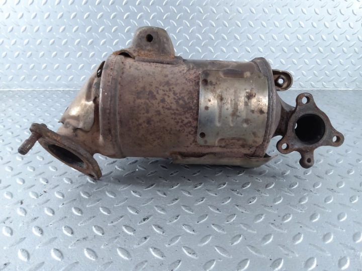 KATALIZATOR/DPF HYUNDAI I40 289902A770