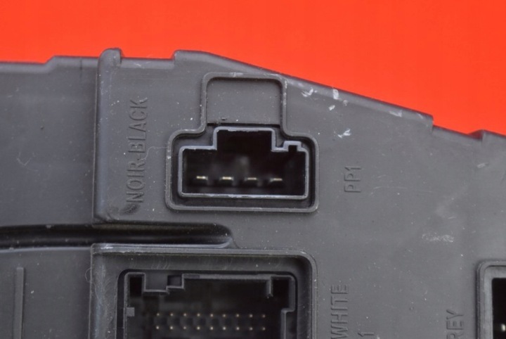 CONTRÔLEUR MODULE UCH 8200306437 RENAULT MEGANE SCENIC 2 II 1.9 DCI 120 KM