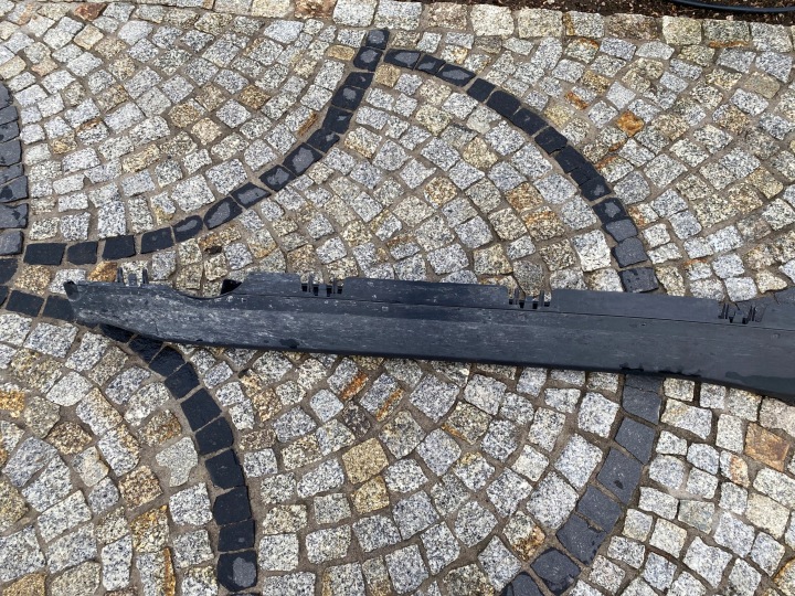 MERCEDES GLC 254 AMG MOULURE SEUIL SEUIL 2546980900 A2546980900 ORIGINAL