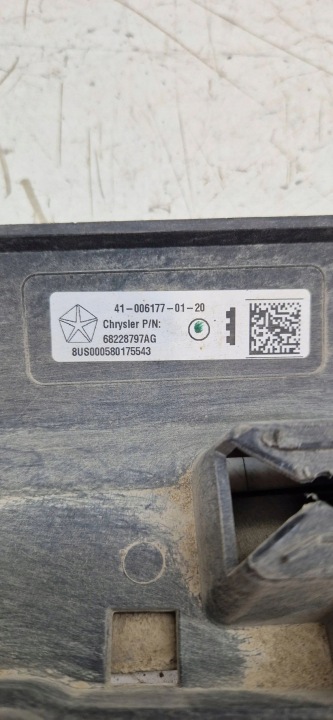 MODULE PORTE COULISSANTE GAUCHE CÔTÉ CHRYSLER PACIFICA 68228797AG