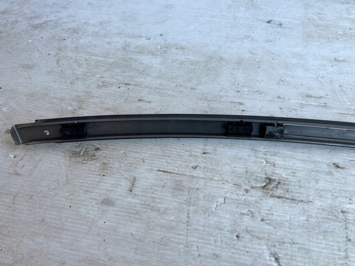 MOULURE TOITS GAUCHE BMW 3 TOURING (E91) 7077127 2.0L DIESEL 130KW 2010