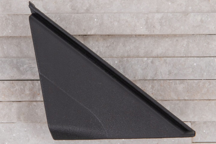 BOUCHON TRIANGLE PLASTIQUE DROIT 86190F2000 HYUNDAI ELANTRA VI AD 2015-2018