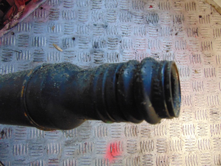 ARBRE DE TRANSMISSION MERCEDES-BENZ C (W204) A2040716 2.14L DIESEL 165KW 2012