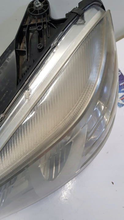 FARO IZQUIERDA PARTE DELANTERA MERCEDES W204 