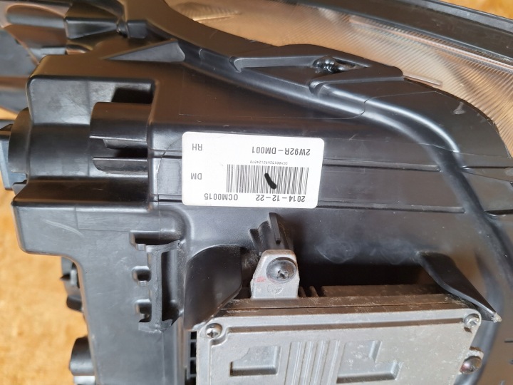 HYUNDAI SANTA FE 3 III PHARE DROITE XÉNON NON ADAPTATIF 2W92R DM001 COMPLÈTE