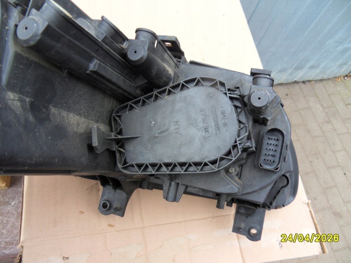 PHARE AVANT GAUCHE VW TOURAN I 1T0941005F