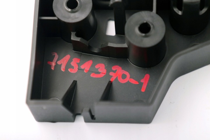 BMW E82 E90 E92 POIGNÉE PROTECTION PANNEAU SIÈGES ARRIÈRE