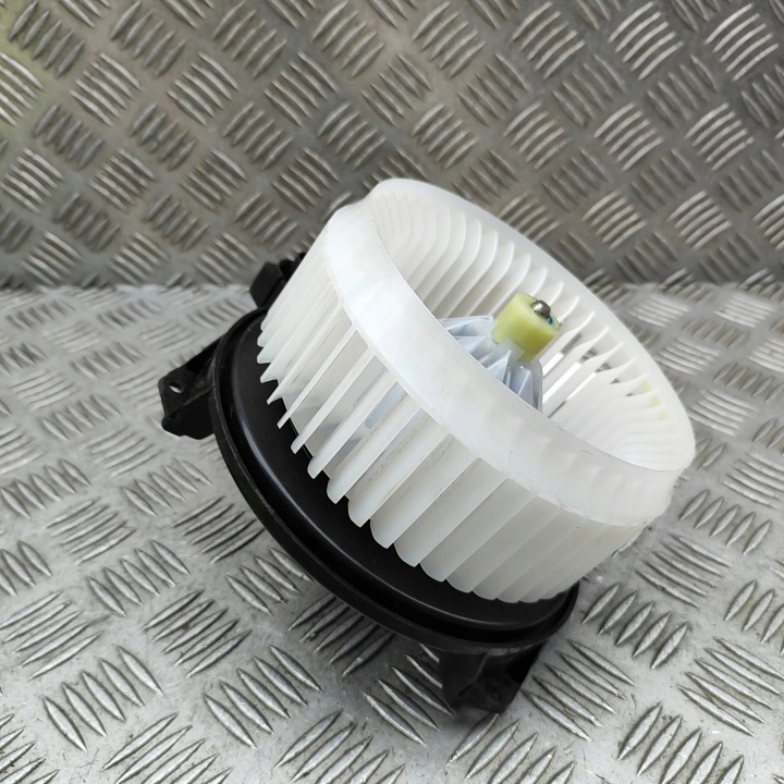 PETIT MOTEUR RÉCHAUFFEURS TOYOTA GR 86 COUPÉ (ZN8) SU00302079 33566091 2.4L
