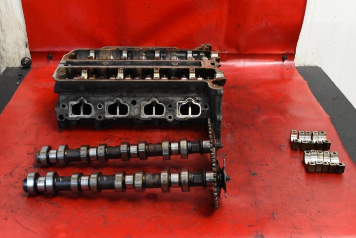 CULASSE MOTEUR 55355430 OPEL MERIVA A 1.4 16V 90 KM 02-06
