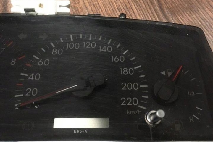 COMPTEUR TOYOTA COROLLA VERSO (ZER_, ZZE12_, R1_) 2574108750 1.6L GASOLINE